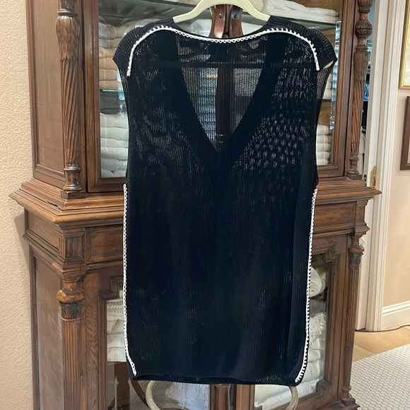 COS knit V neck vest EUC - Picture 4 of 5